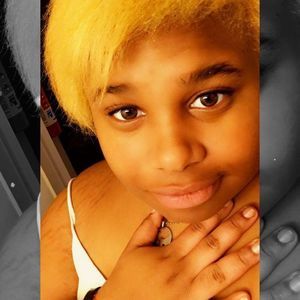 Meet your Posher, Desiree